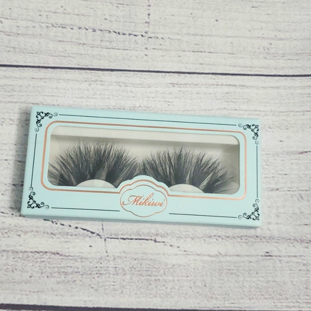 Mikiwi False Eyelashes